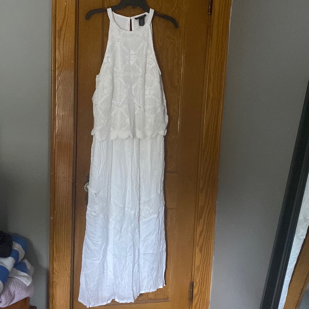 White flowy  lace dress